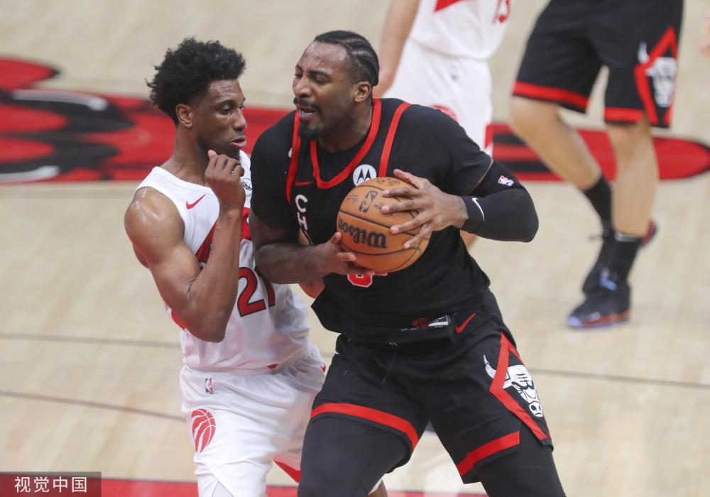 在场外做出 在场外做出