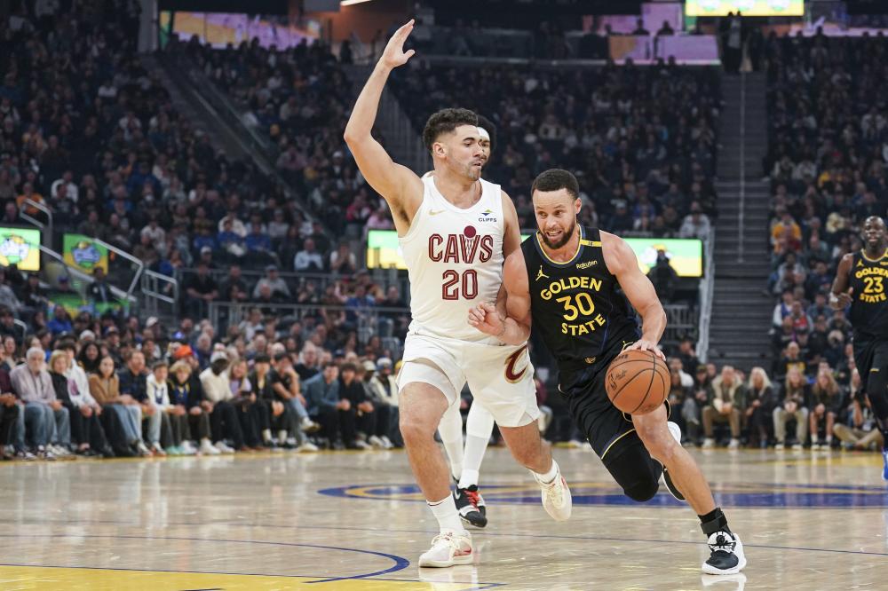 强大压迫下 强大压迫下