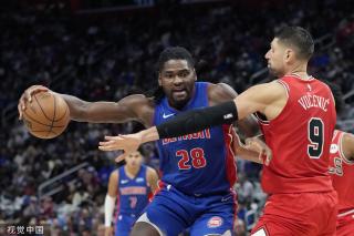 中场控制遏 中场控制遏