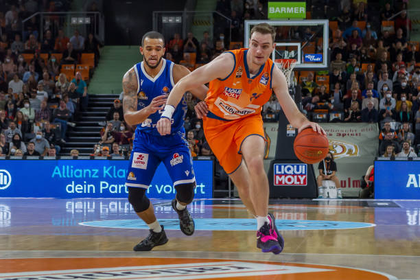 硬的实力 硬的实力