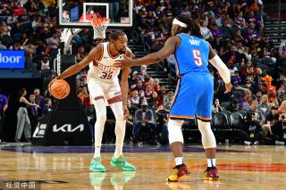 人们不禁思 人们不禁思